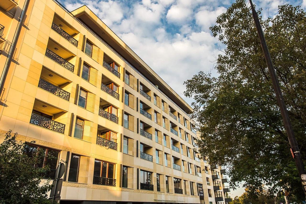 P&O Serviced Apartments Solec Warszawa Exteriör bild