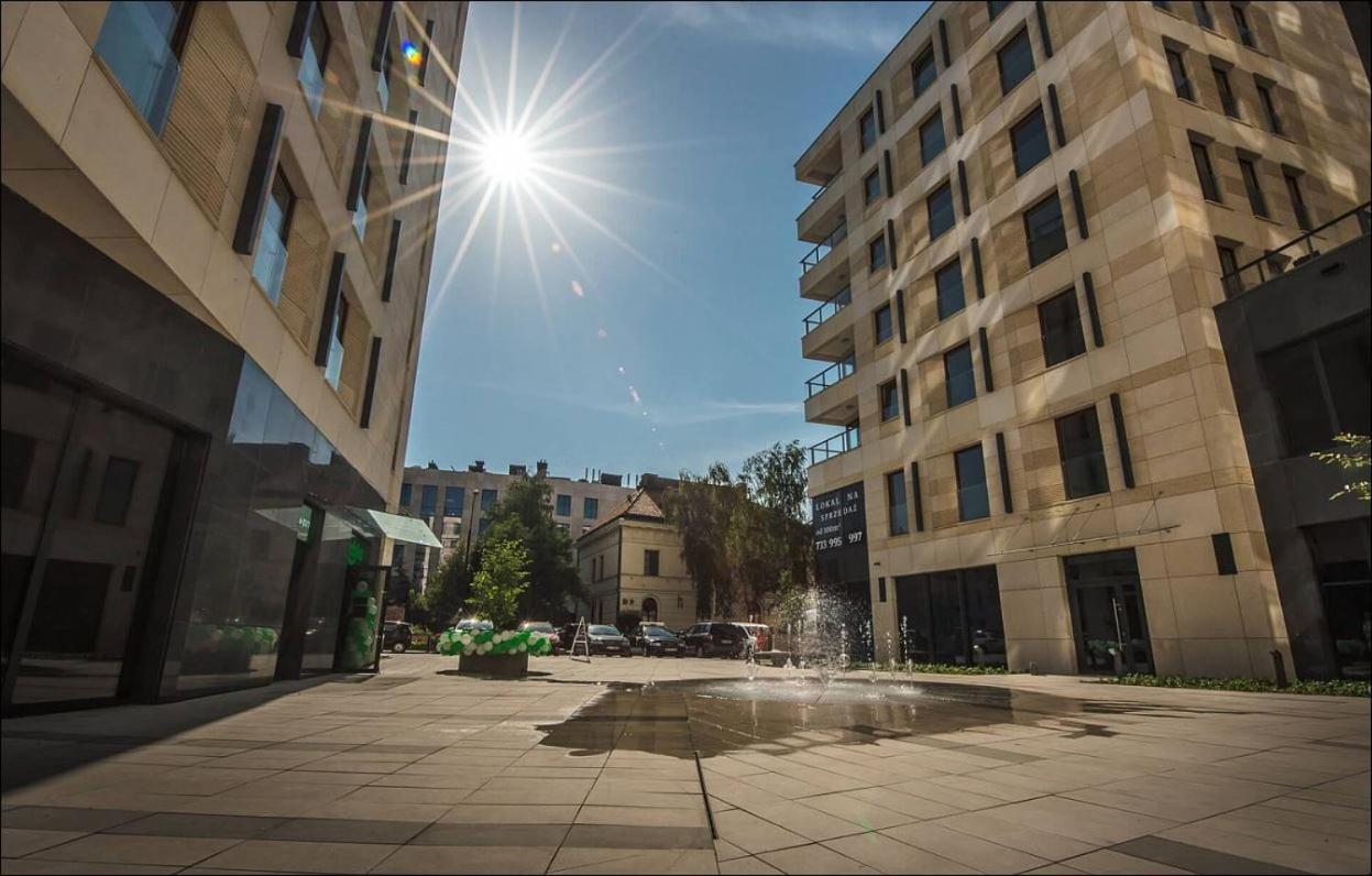P&O Serviced Apartments Solec Warszawa Exteriör bild