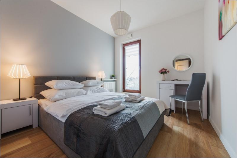 P&O Serviced Apartments Solec Warszawa Exteriör bild