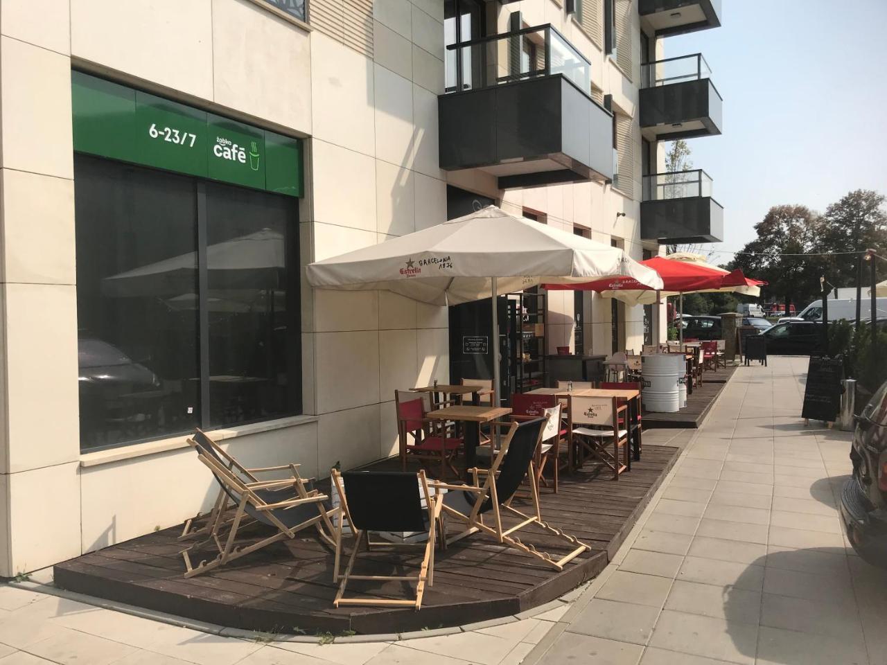 P&O Serviced Apartments Solec Warszawa Exteriör bild