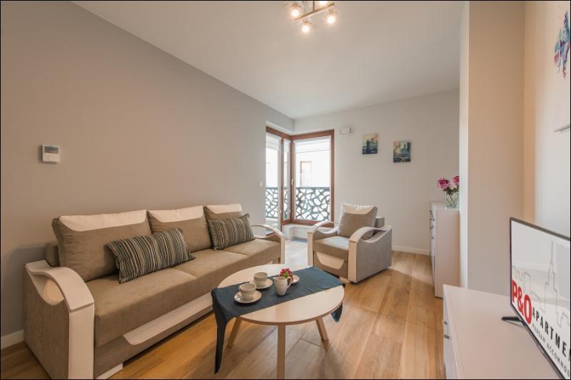 P&O Serviced Apartments Solec Warszawa Exteriör bild