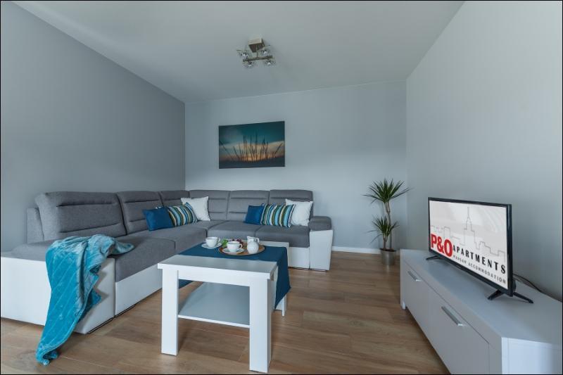 P&O Serviced Apartments Solec Warszawa Exteriör bild