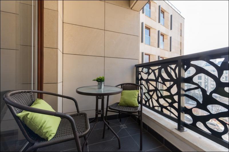 P&O Serviced Apartments Solec Warszawa Exteriör bild