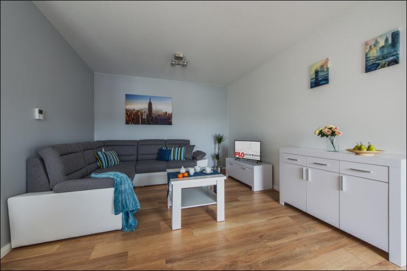 P&O Serviced Apartments Solec Warszawa Exteriör bild